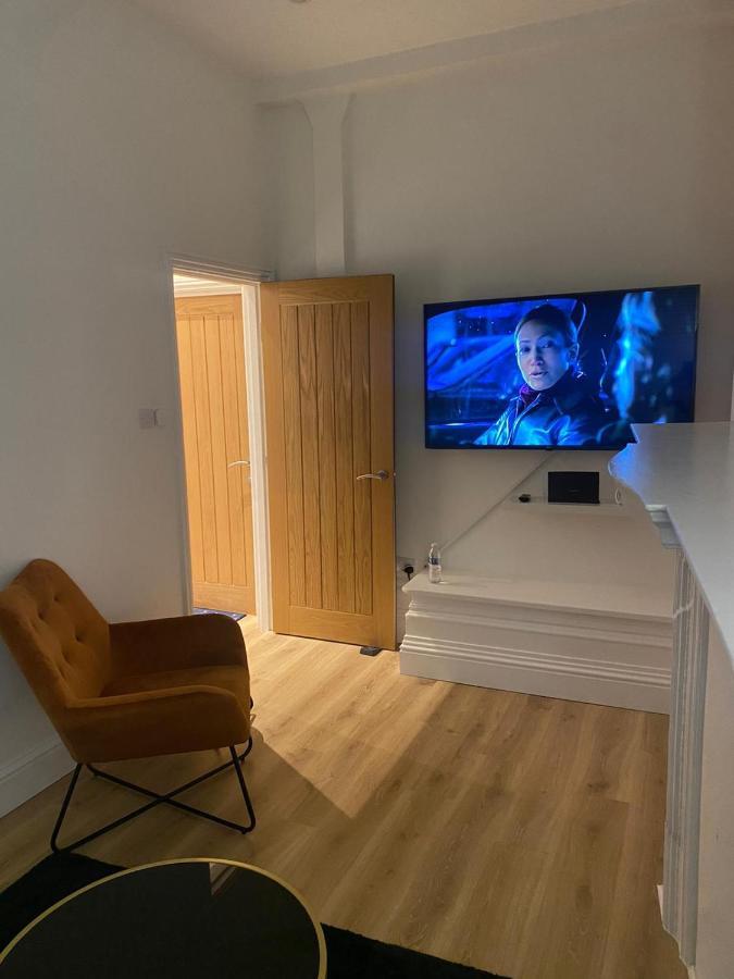 I&J Suites London Ngoại thất bức ảnh