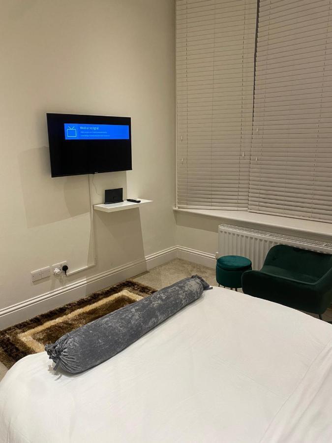 I&J Suites London Ngoại thất bức ảnh